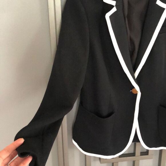 Ann Taylor  Black and white jacket S - Picture 3 of 6